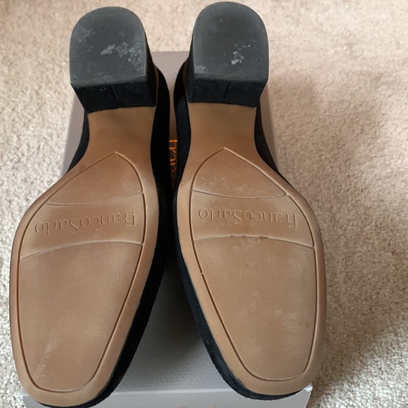 Black suede block heel loafer - Picture 3 of 5